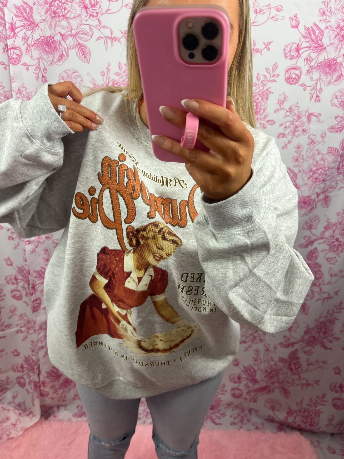 Oversized Pumpkin Pie Sweatshirt