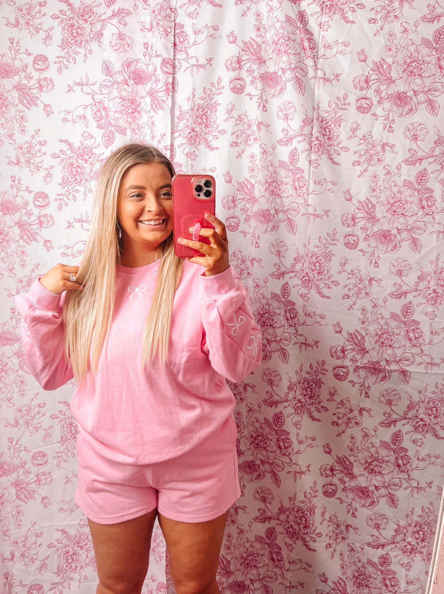 Bow Embroidered Sweatshirt and Shorts Set