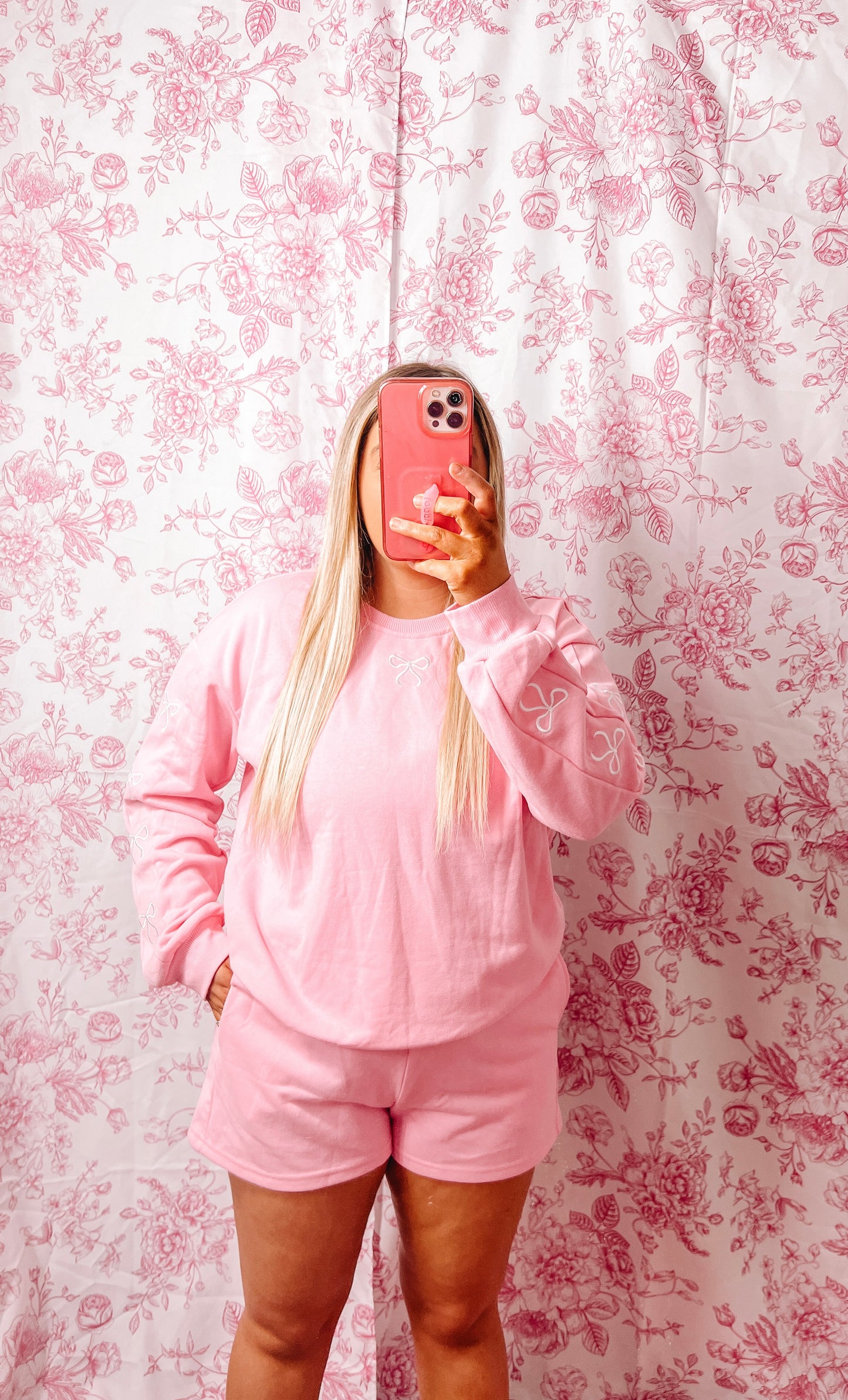 Bow Embroidered Sweatshirt and Shorts Set